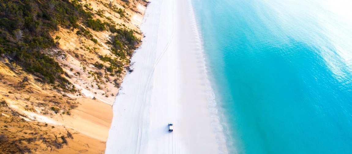 Great Beach Drive on Rainbow Beach along Queensland's Nature Coast