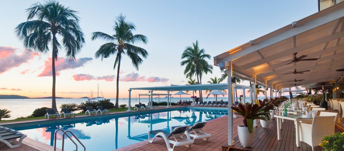 Coral Sea Resort | Airlie Beach Hotels | Austravel